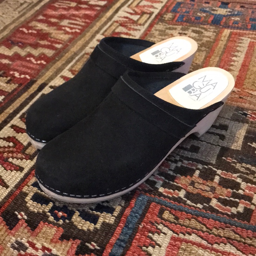 Maguba Black Suede Clogs SZ 38